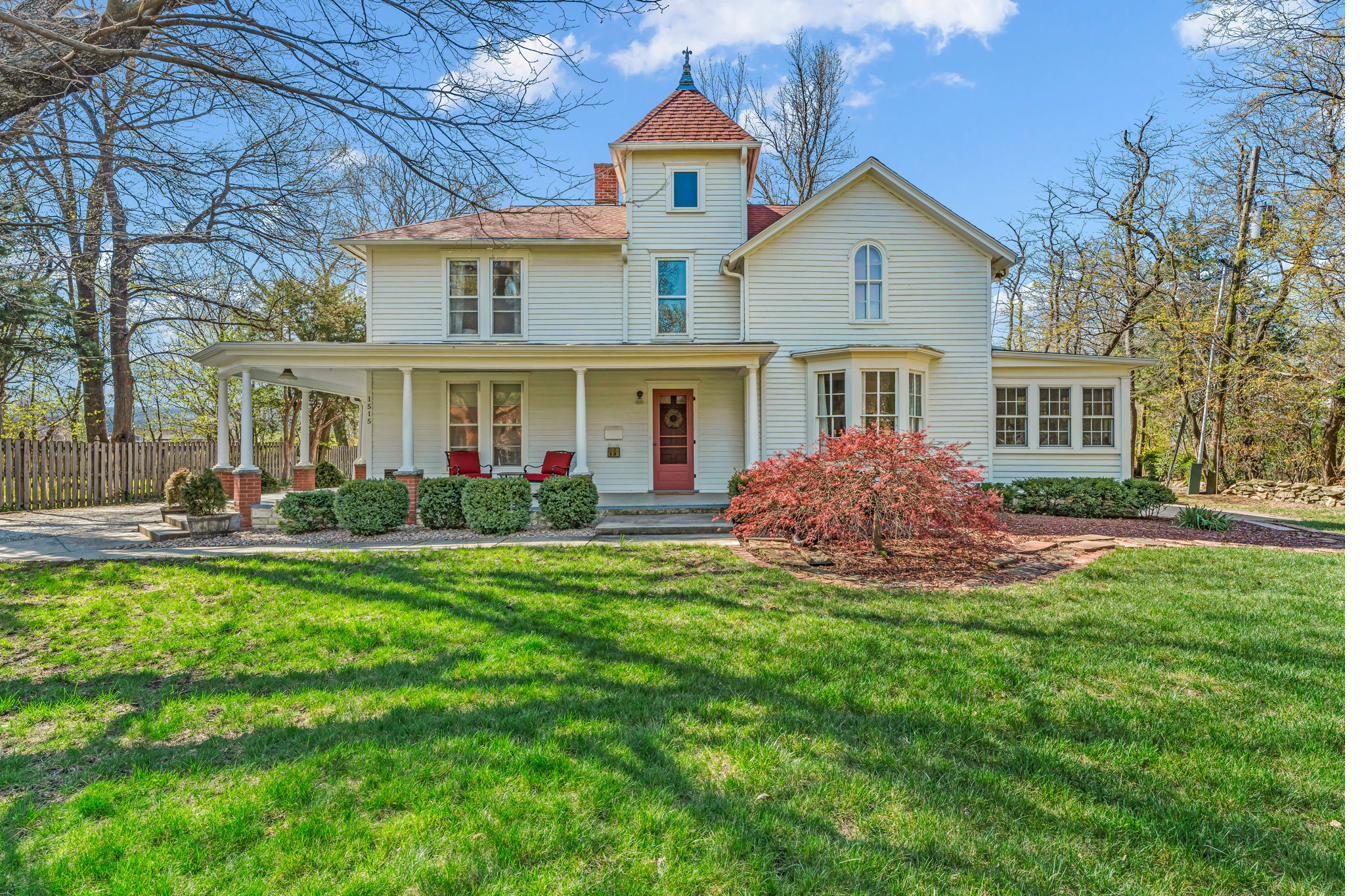 Naismith House exterior — 1515 University Drive, Lawrence, Kansas