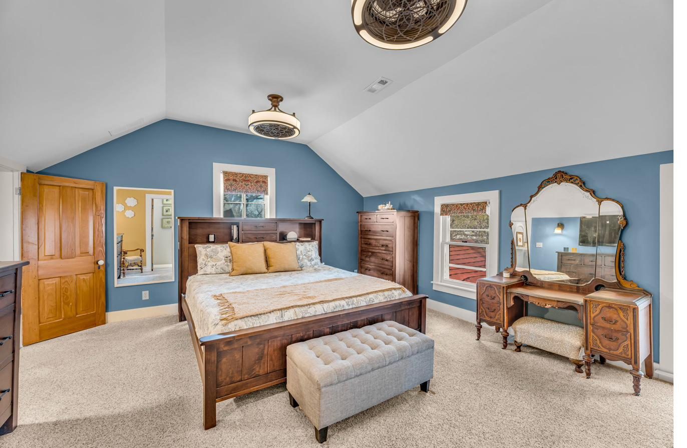 Naismith House master bedroom suite